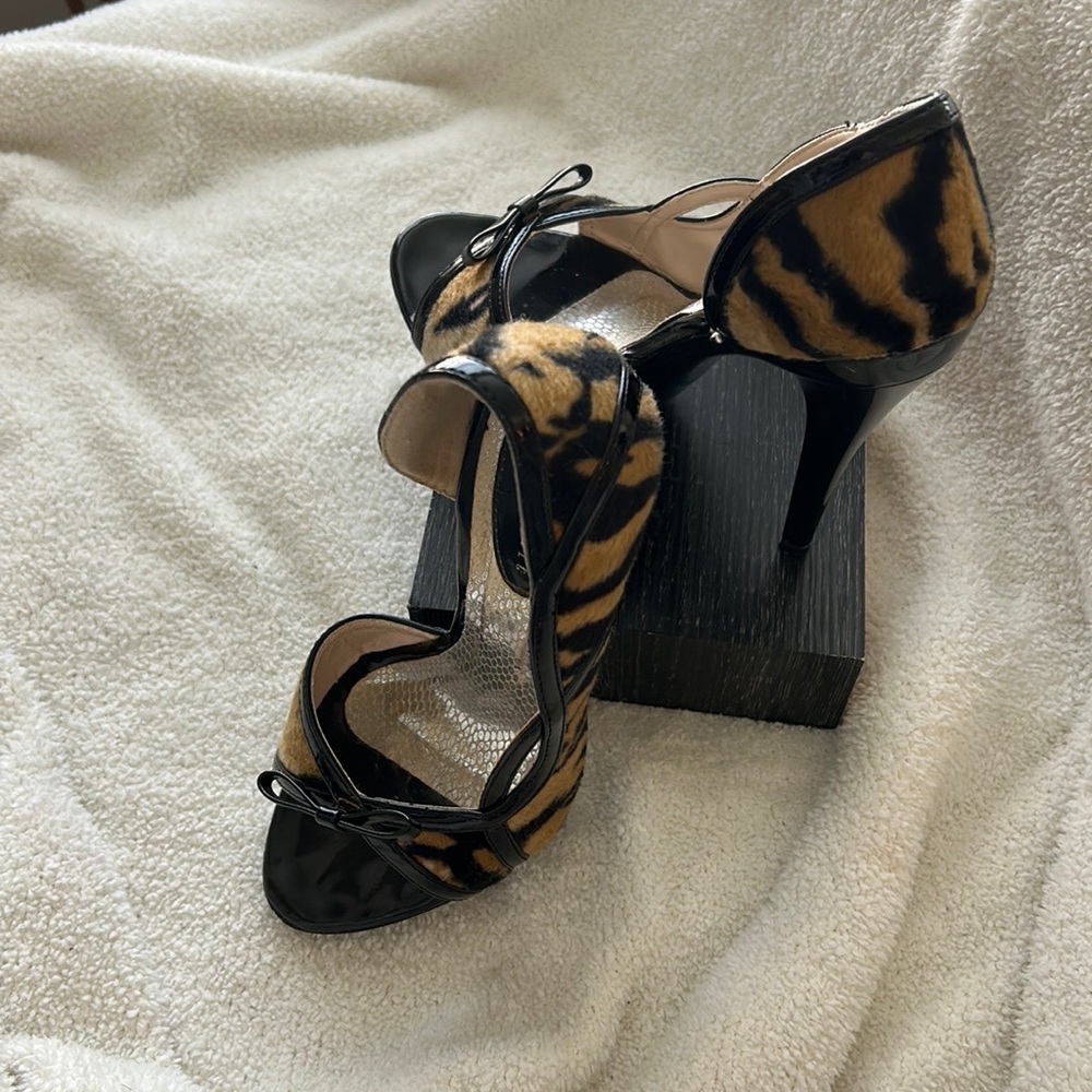 Ladies Shoes